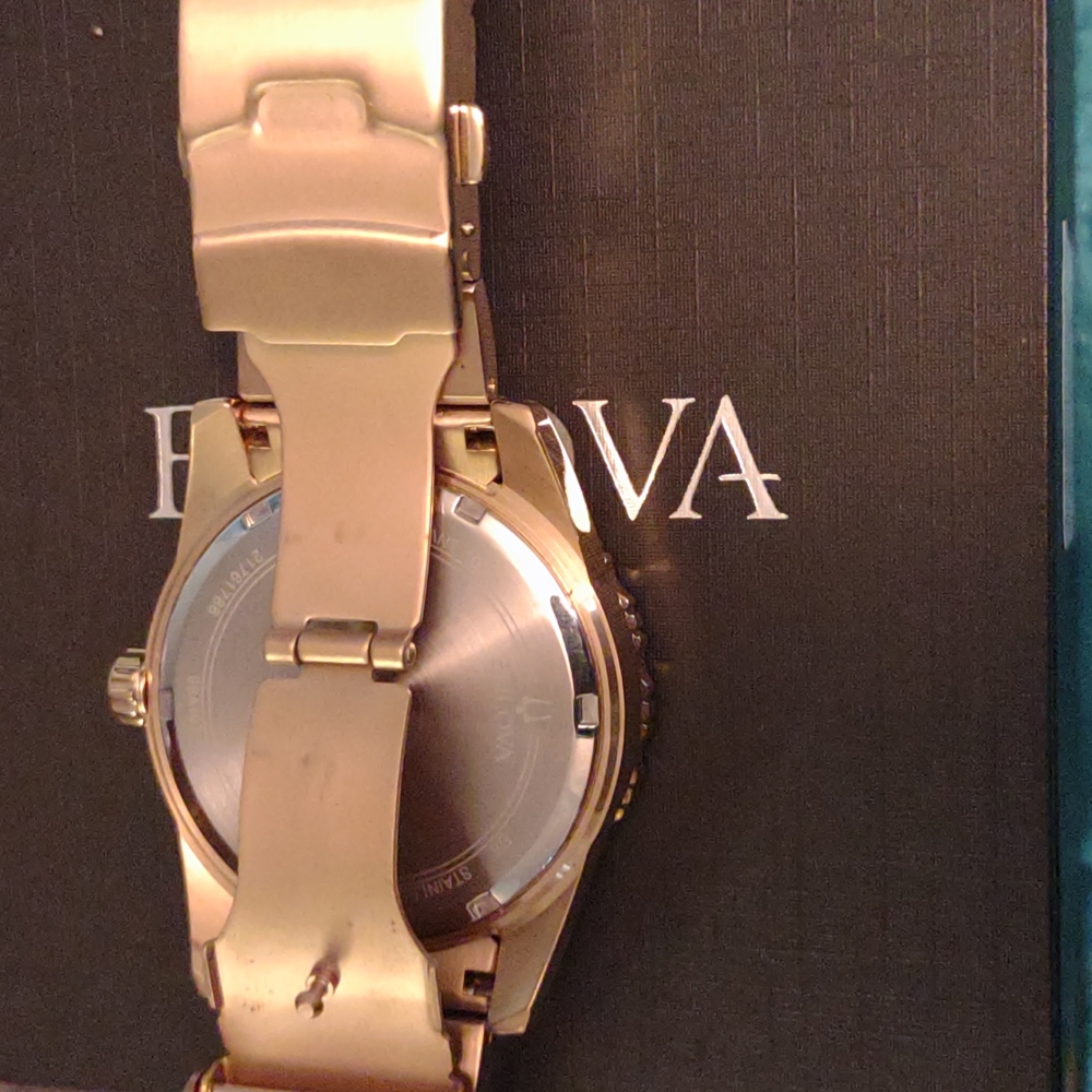 (SOLD)Bulova Men's Quartz Gold-Tone Date Indicator Blue Dial Watch 43mm 98A197 - Picture 10 of 12
